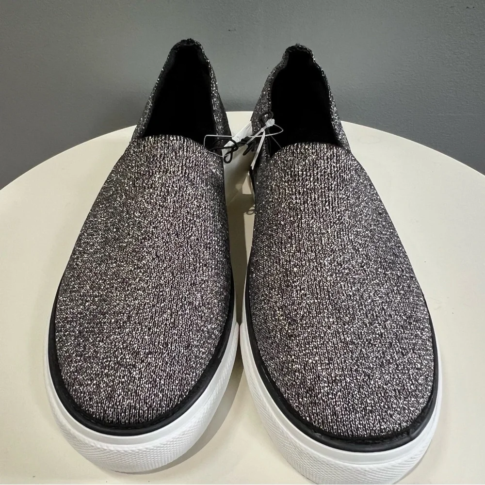 NWT GAP Metallic Slide On Shoes size 8 - Picture 1 of 8